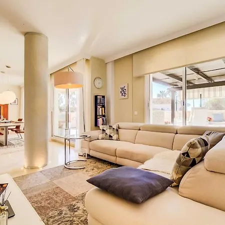Apartamento 107-exclusive With Pool, Elviria, Marbella